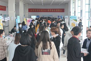 more>> 公告通知