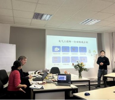 图/文/编辑/校对/审核/