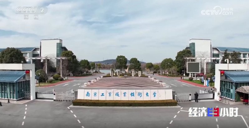 移动端与电脑端入口保持一致
