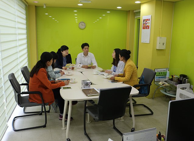 本页围绕「凤凰体育世界杯西班牙队指定